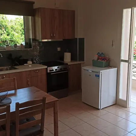 Limonchello 2 * Kalamata